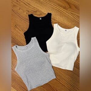 UNIQLO Ribbed Cropped Bra Sleeveless Top Size Small